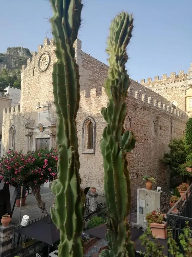 Casa Antica Savoia Lägenhet Taormina Italien